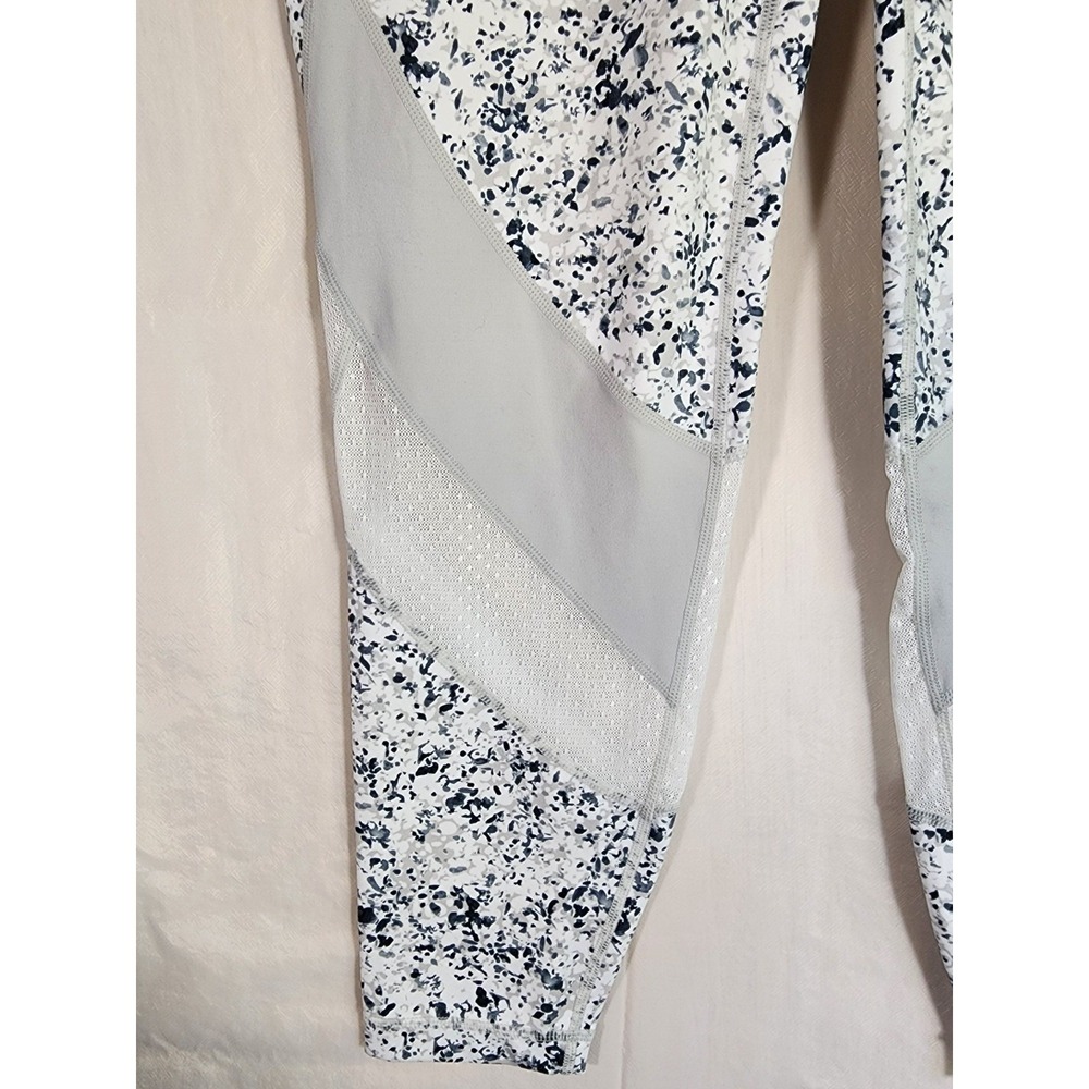 ATHLETA Womens L White Sandstone Salutation 7/8 Mesh Panel Crop Legging Yoga - Picture 2 of 9
